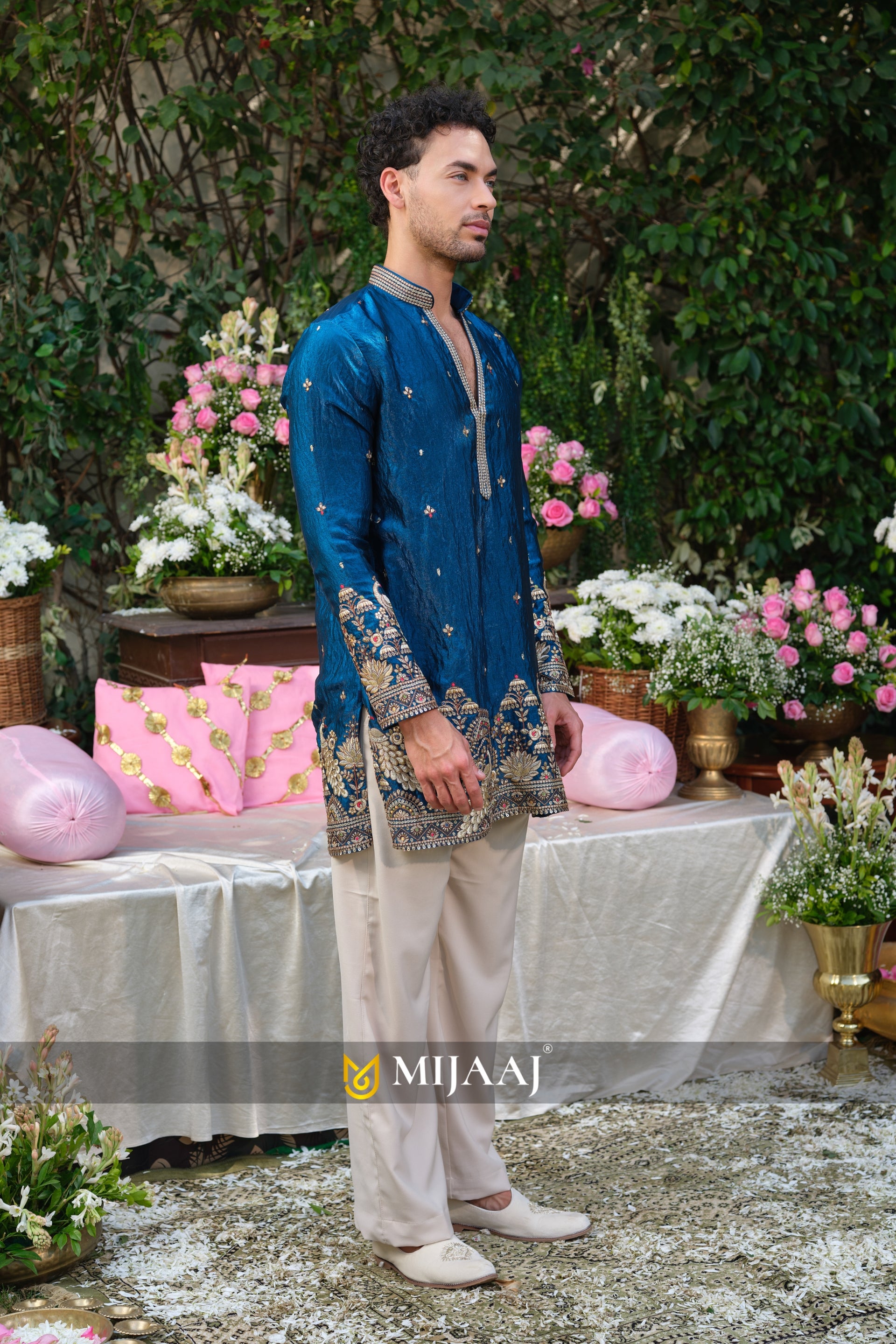 V NECK BLUE COLOR SHORT KURTA